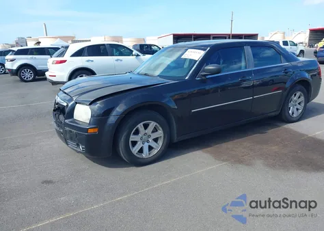 2007 Chrysler 300 Touring из США, поврежденный, VIN 2C3KA53GX7H724252